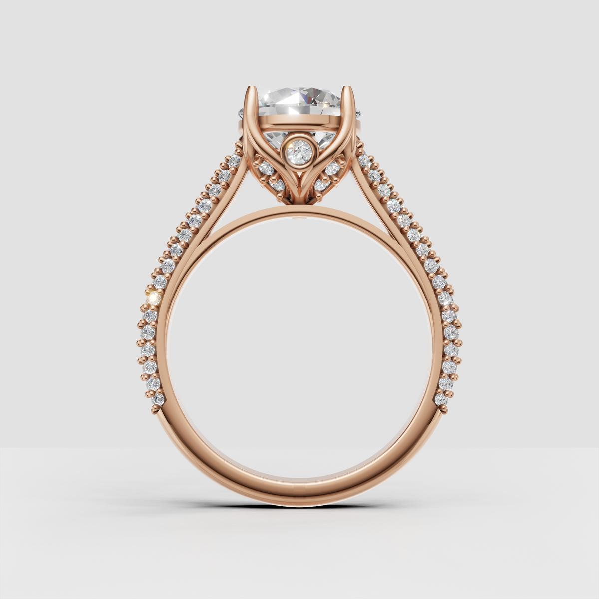 Round cut diamond vintage ring with smooth gold band