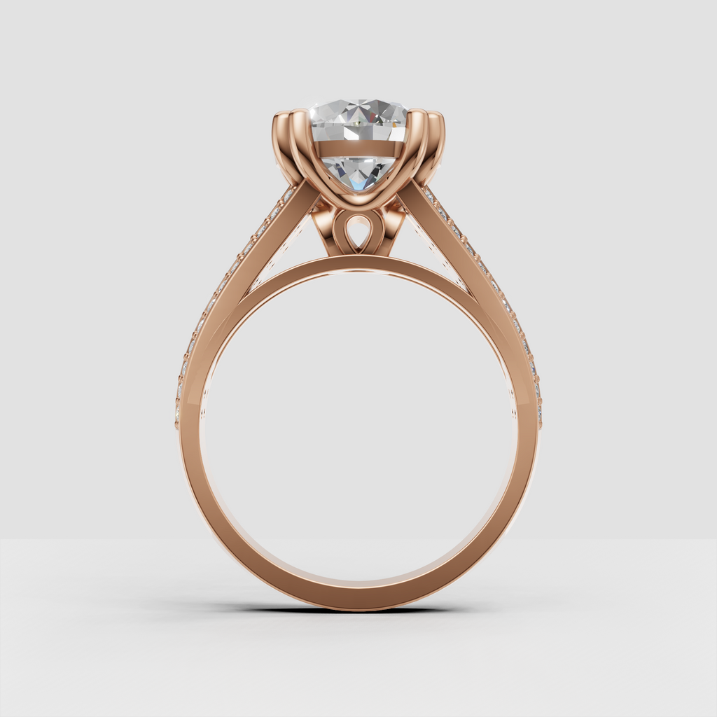 Gold round diamond ring with symmetrical split shank design