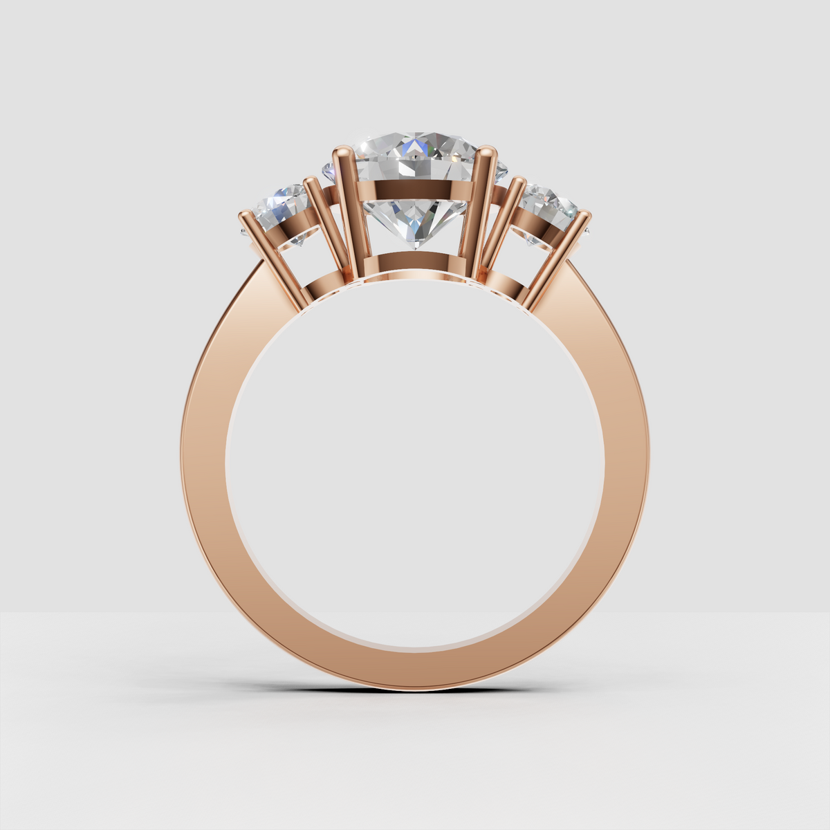 Luxury yellow gold three stone diamond ring