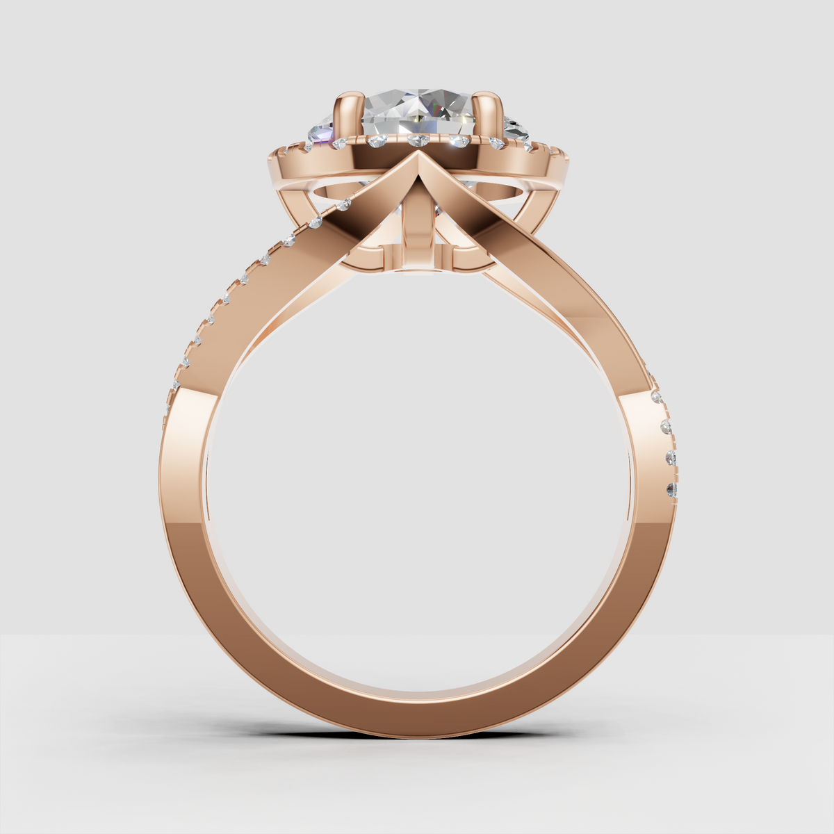 Elegant yellow gold round diamond ring