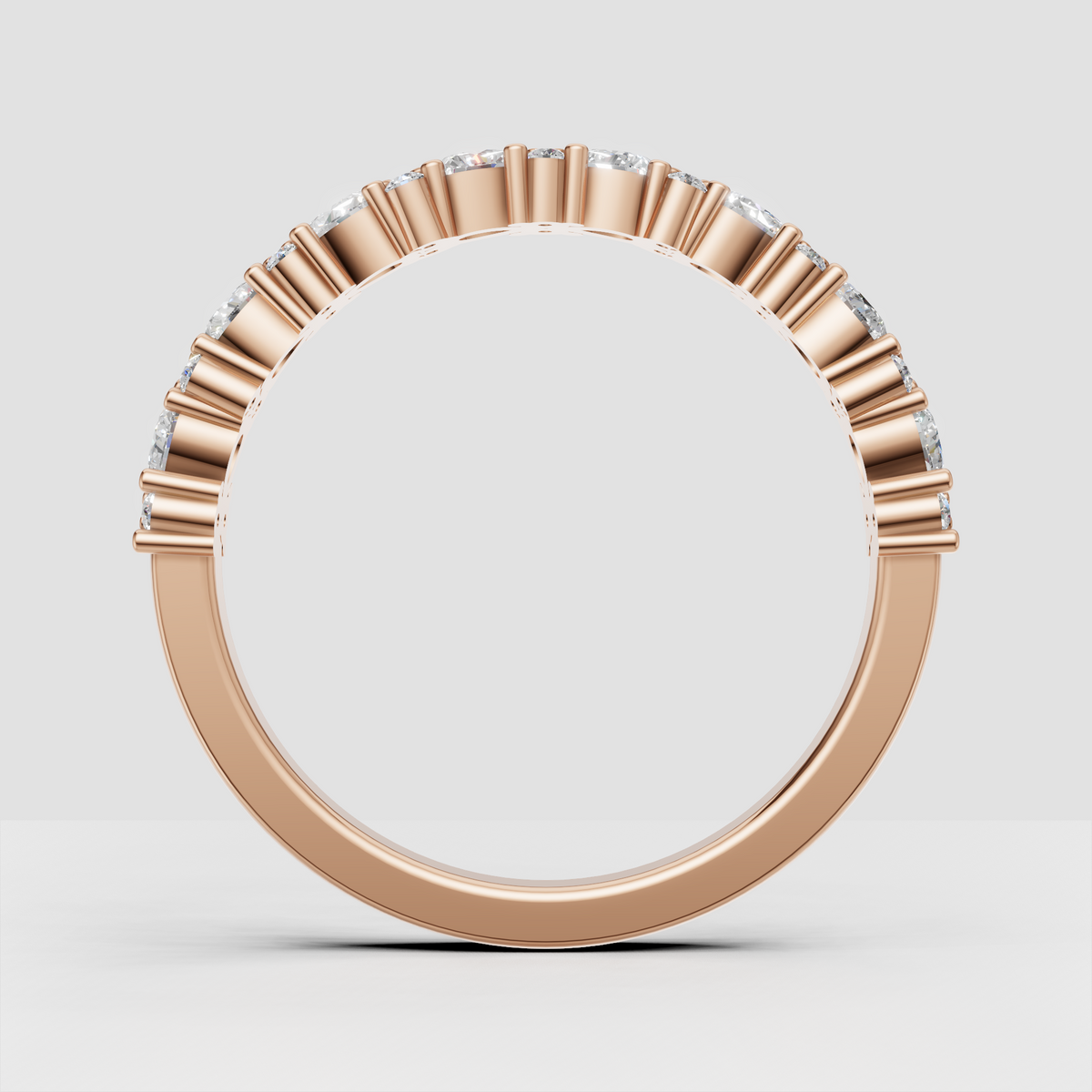 Luxury pear and round cut diamond band