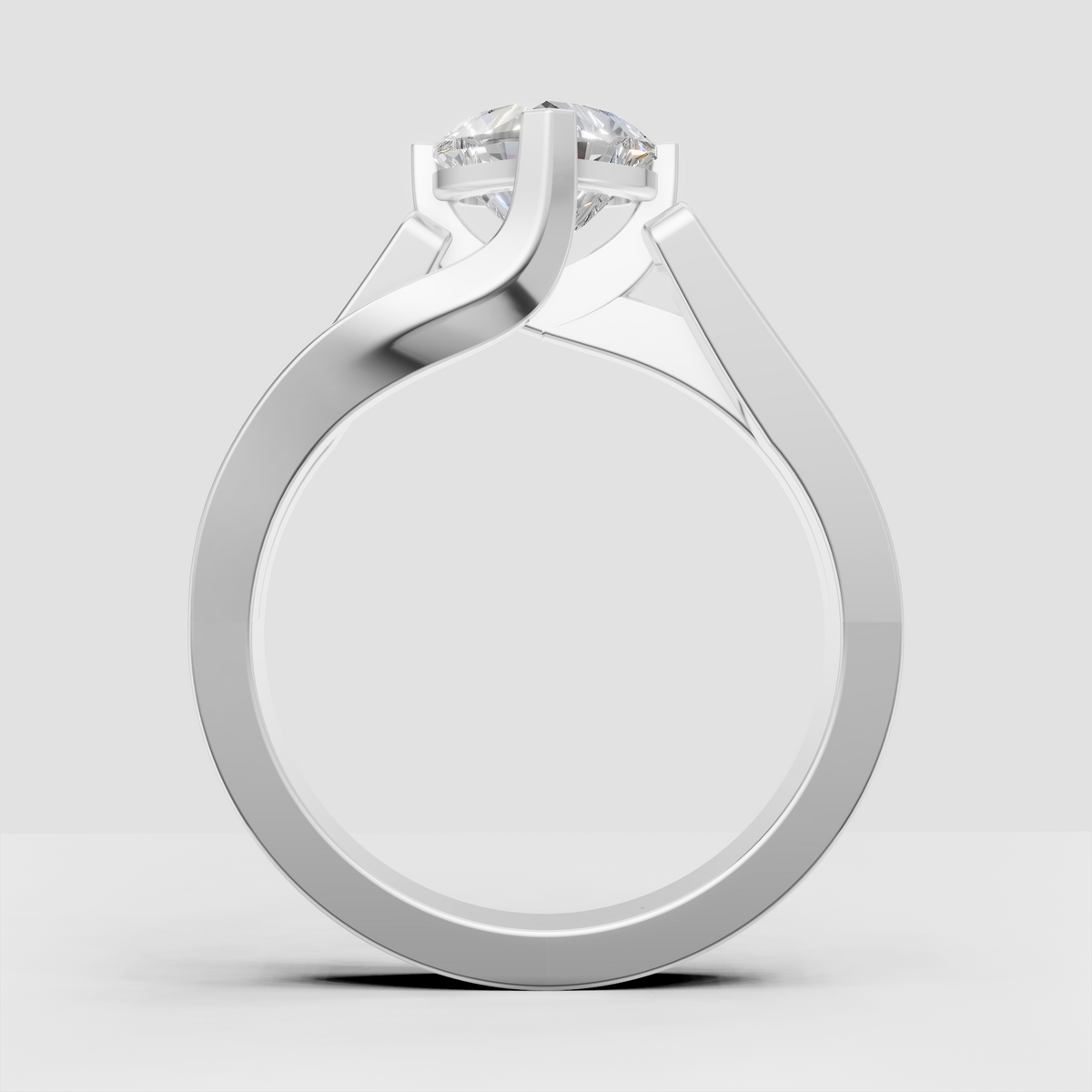 Romantic heart-shaped solitaire diamond ring in yellow gold