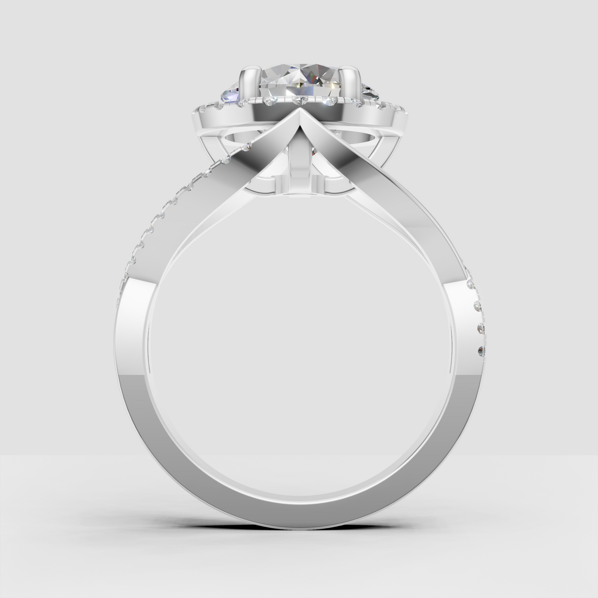 Round cut diamond bridal ring with halo