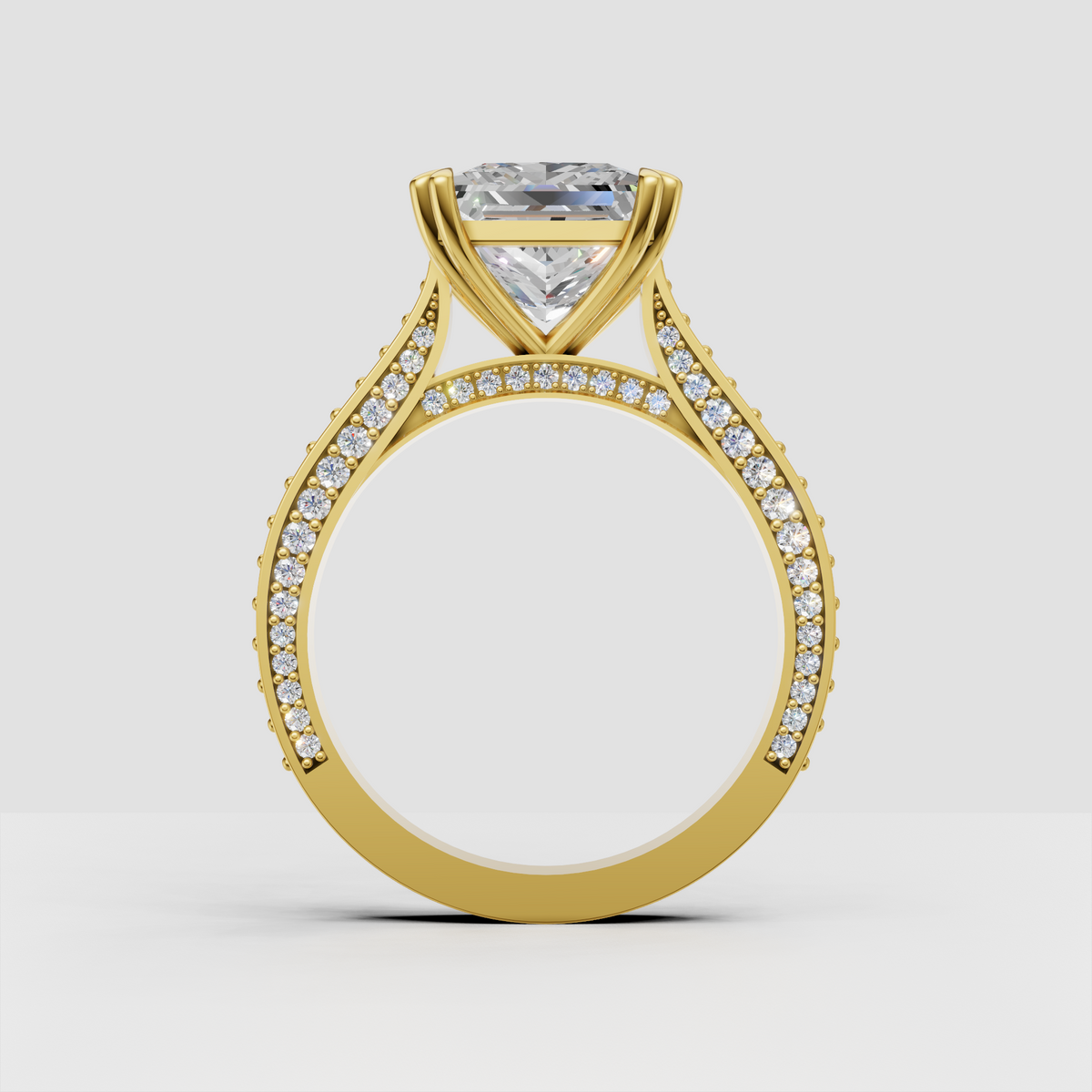 Vintage princess diamond ring with sparkling shoulders
