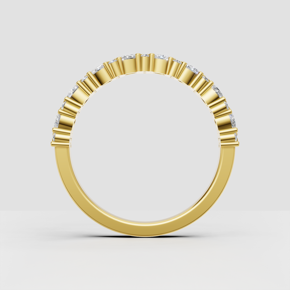 Pear and round brilliant diamond band