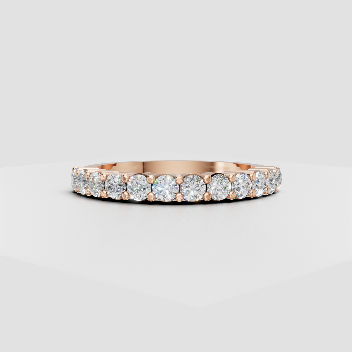 Full eternity band ring with round brilliant diamonds and yellow gold detailing