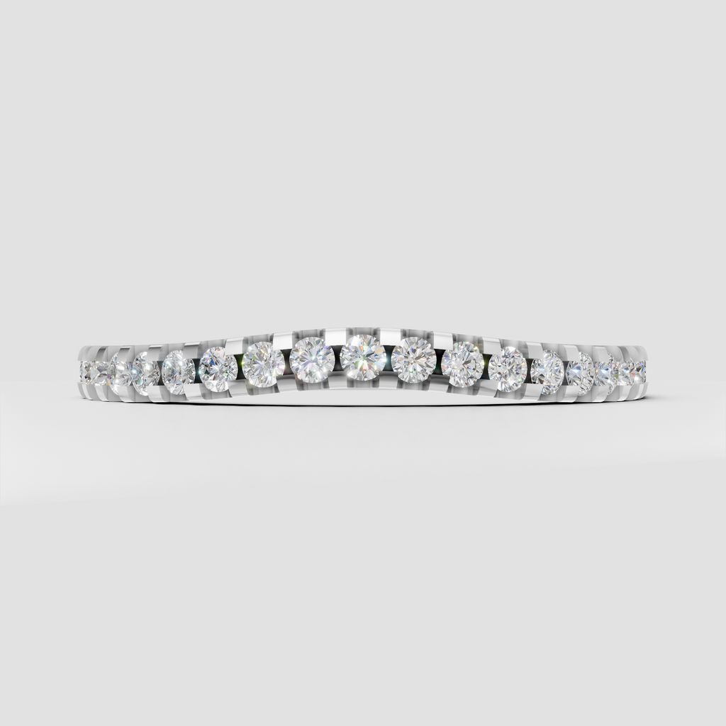 Classic round diamond eternity ring in yellow gold
