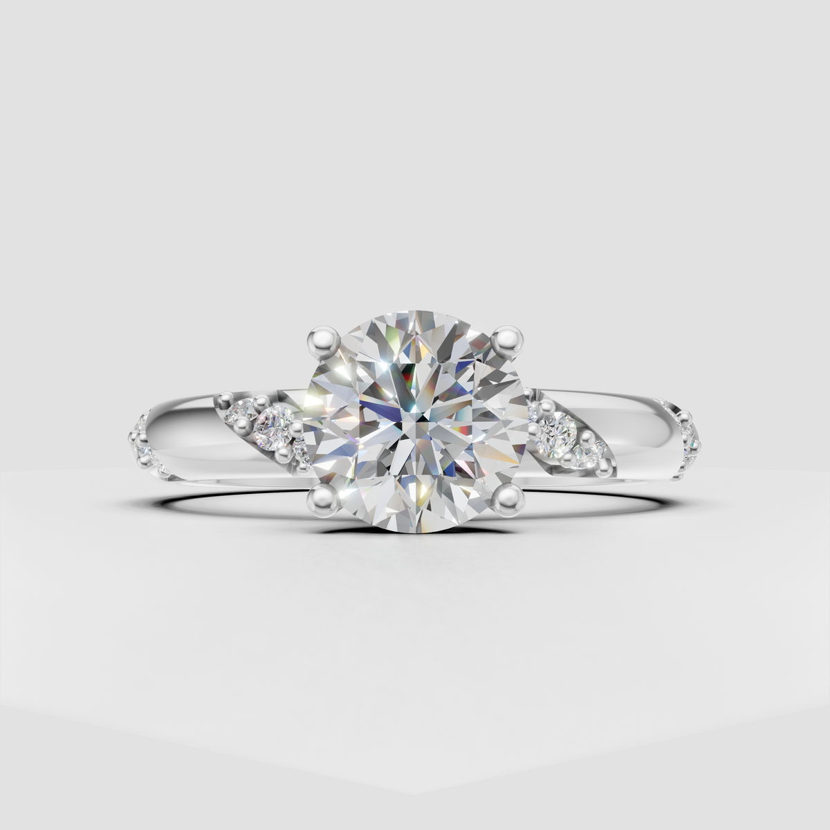 Round brilliant diamond secured by four prongs
