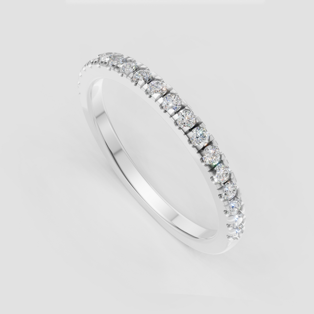 Luxury round diamond eternity ring for women