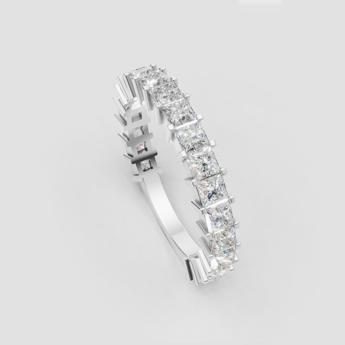 Luxury cushion cut diamond eternity ring in yellow gold
