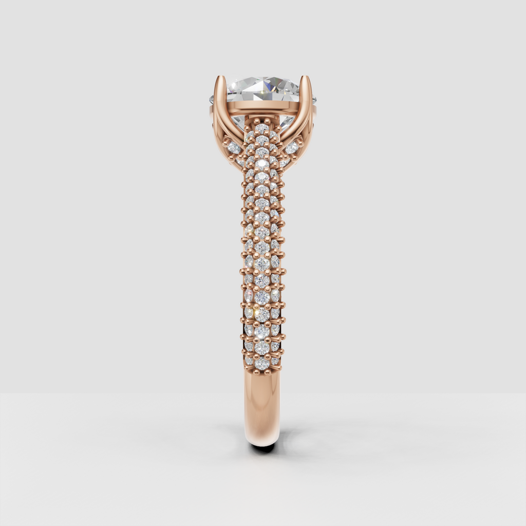 Classic yellow gold ring with round cut diamond center