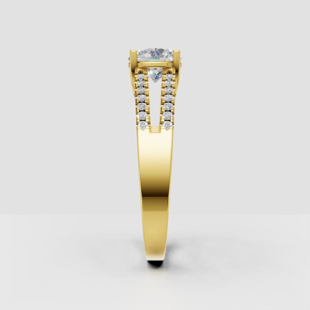 Yellow gold round Diamond engagement ring with four-prong solitaire setting