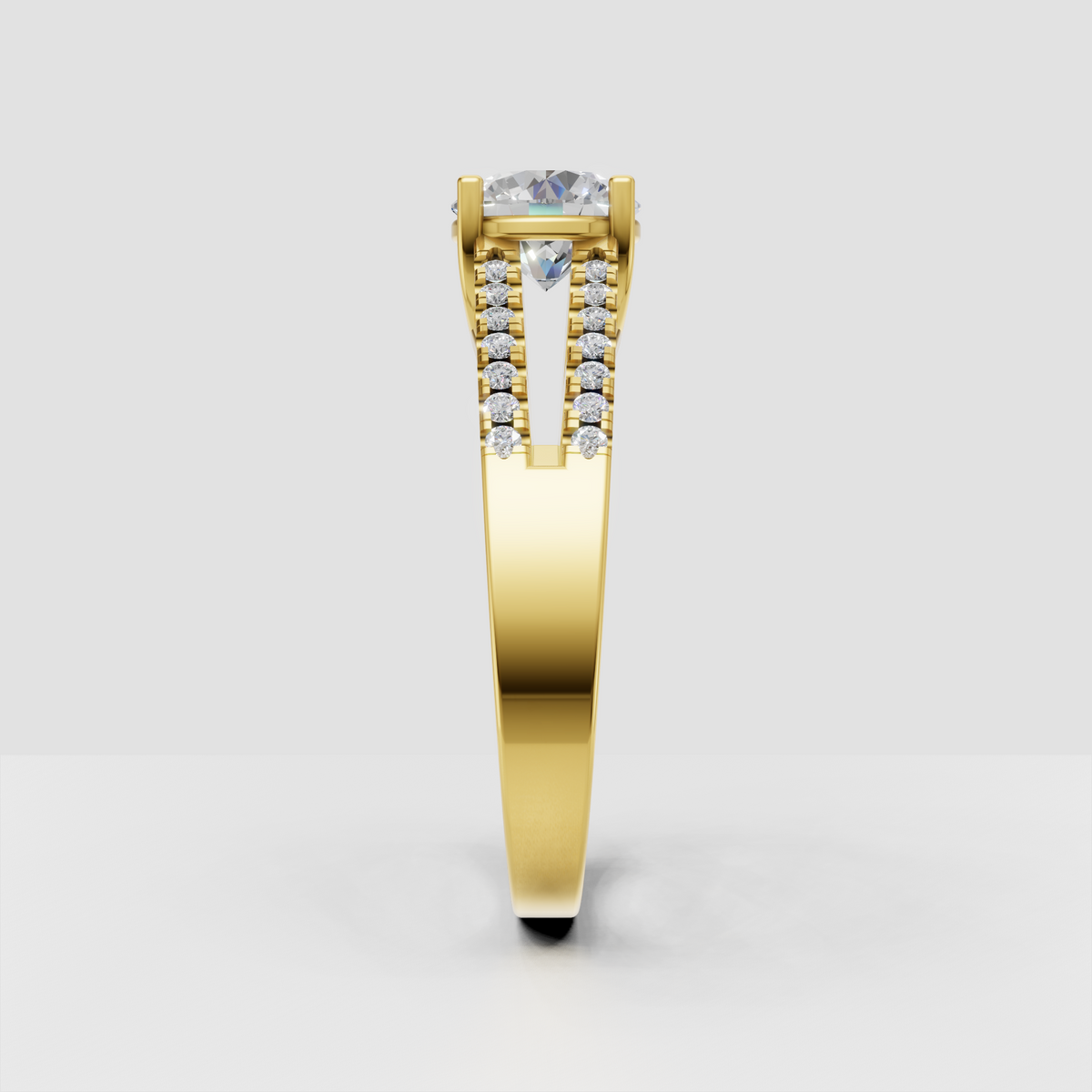 Yellow gold round Diamond engagement ring with four-prong solitaire setting