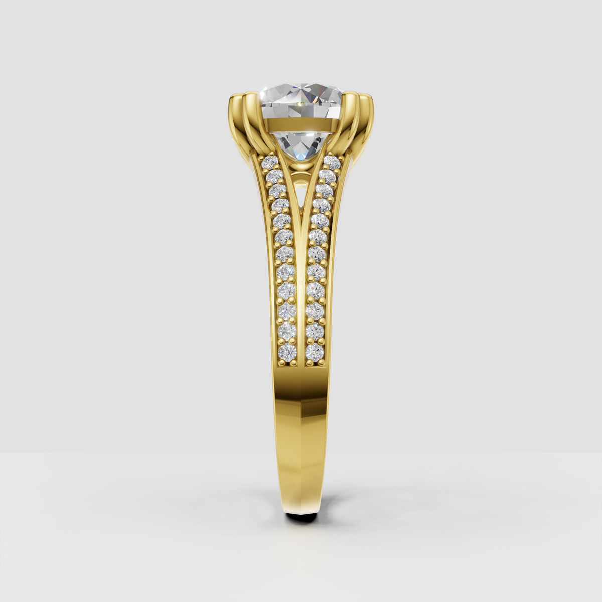 Yellow gold round diamond ring with double-row split shank