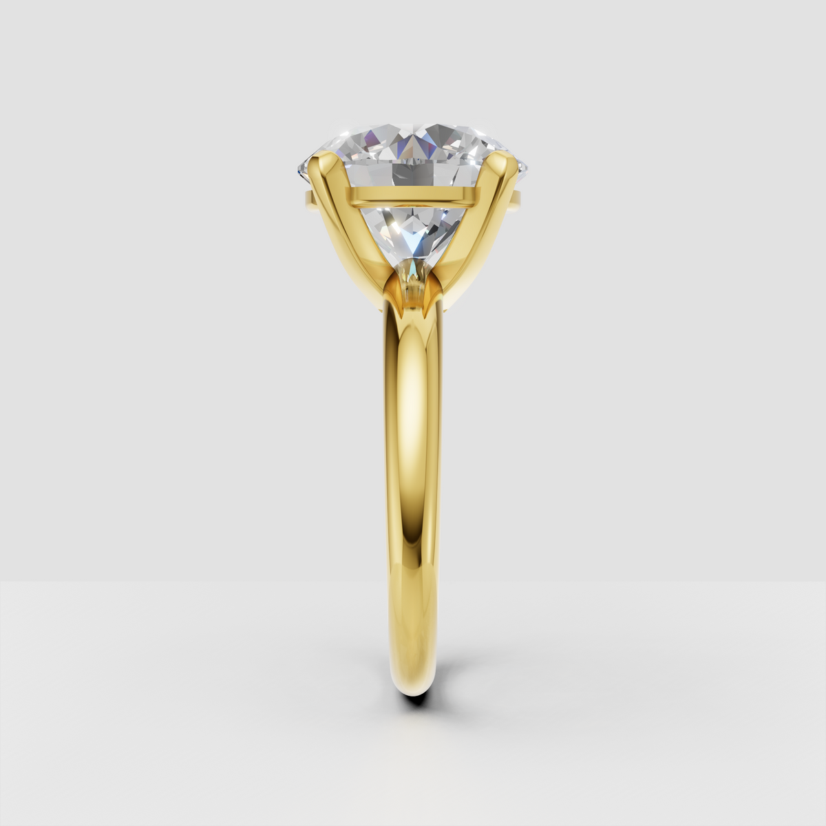 Round cut diamond ring with elegant solitaire design